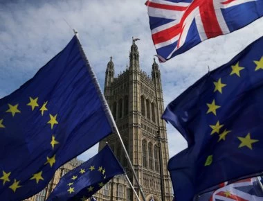 Goldman Sachs για Brexit: Το πιθανότερο σενάριο είναι η πιο ήπια και με καθυστέρηση έξοδος της Βρετανίας από την ΕΕ